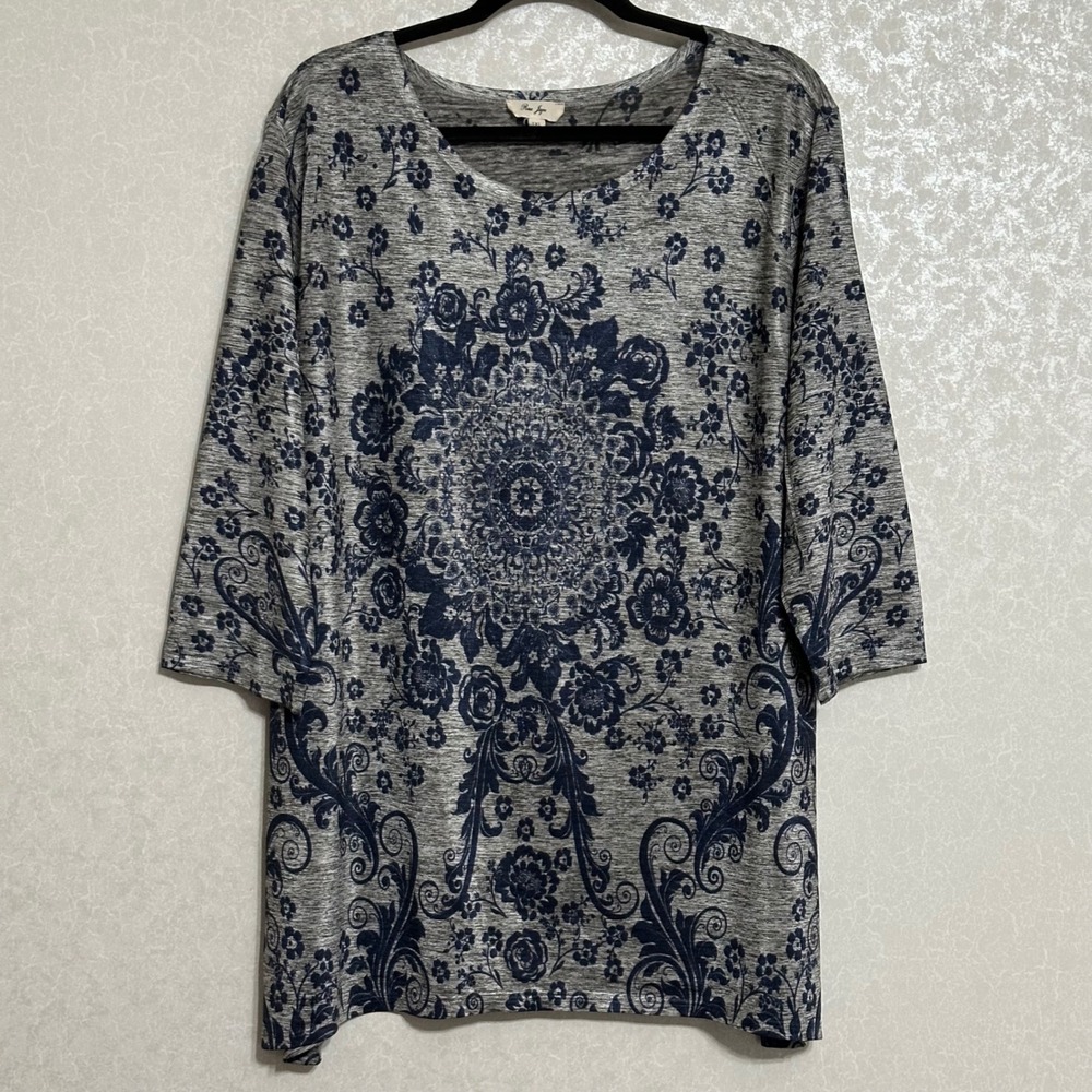 Rue Juju Damask Mandala Print Tunic Top Space Dye‎ Knit Boho Gray Navy 1XL